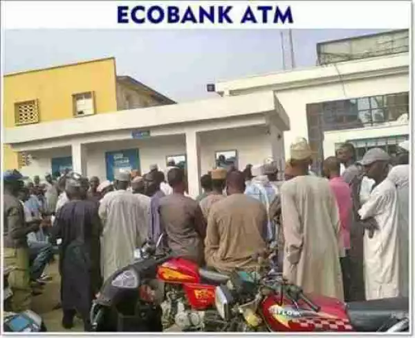 Eid-El-Fitr: Photos Of Stranded Customers At Various Bank ATMs In The North
